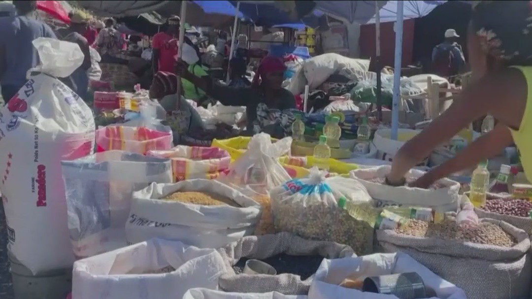 Haiti PM promises to resign as crisis grows