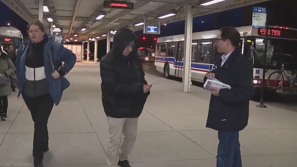 Illinois primary election: Lopez, Garcia await results