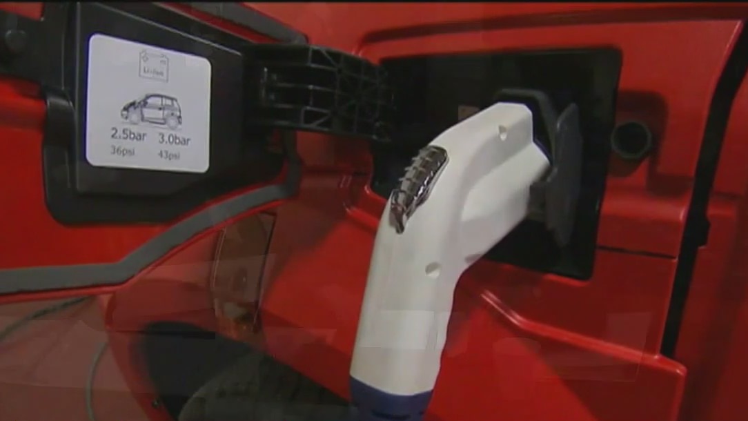 EPA sets new electric vehicle, car emission rules