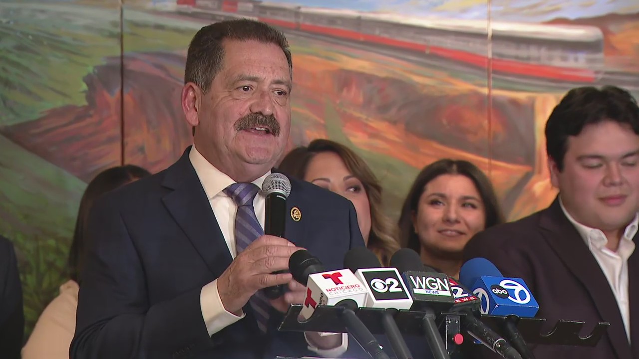 Congressman Jesus ?Chuy' Garcia wins primary reelection bid