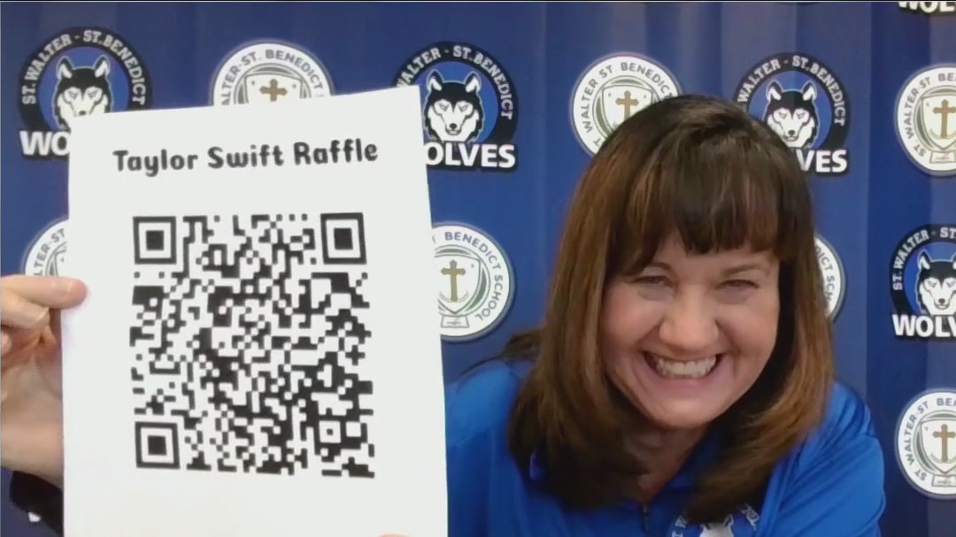 Chicago elementary school raffles off Taylor Swift tickets