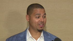 Bears GM talks Caleb Williams, Justin Fields trade