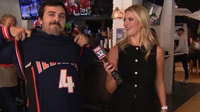 FOX 32's Cassie Carlson tracks the Illini pregame sights and sounds