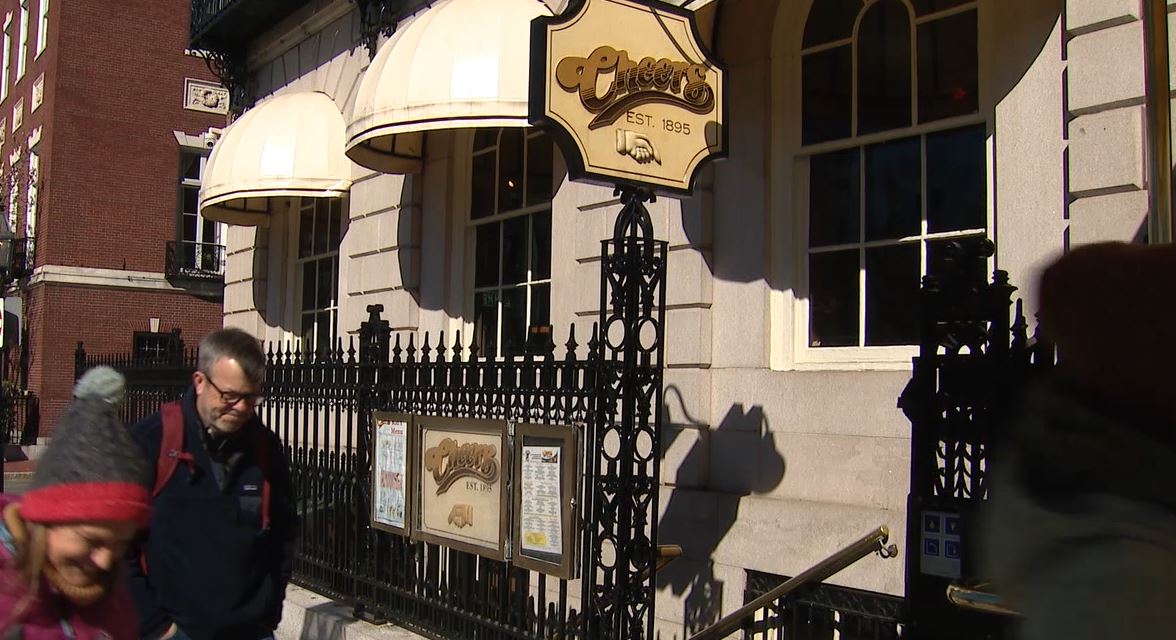 Illinois basketball takes over Boston for March Madness