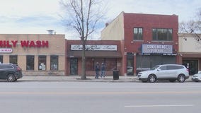 1 killed, 4 injured in mass shooting at business on Chicago's West Side