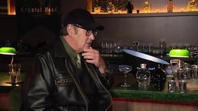 Full interview: Dan Aykroyd sits down with FOX 32's Jake Hamilton