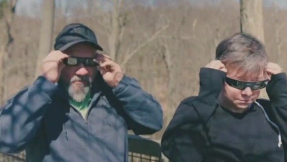 Searches for 'my eyes hurt' jump after solar eclipse