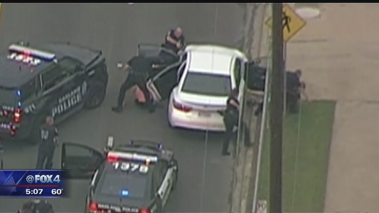 Garland police chase ends in Dallas
