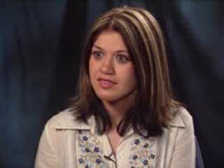 Kelly Clarkson on FOX 4 after American Idol (2002)