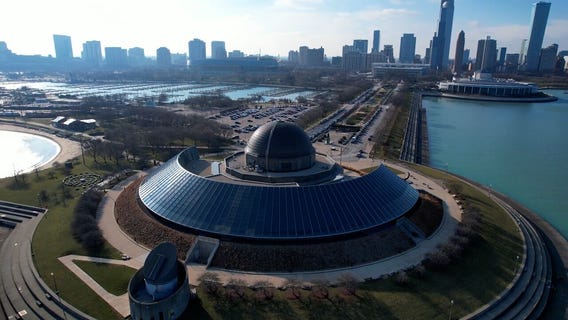 Fox 32 Flight Club: Adler Planetarium