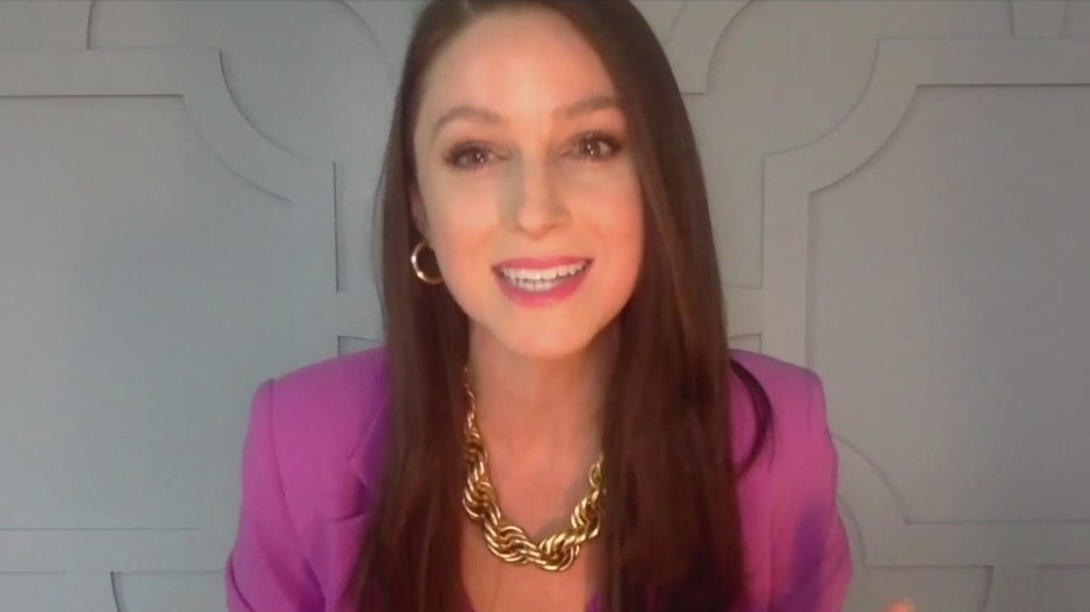 Style expert Julie Kraus shares spring closet cleaning tips