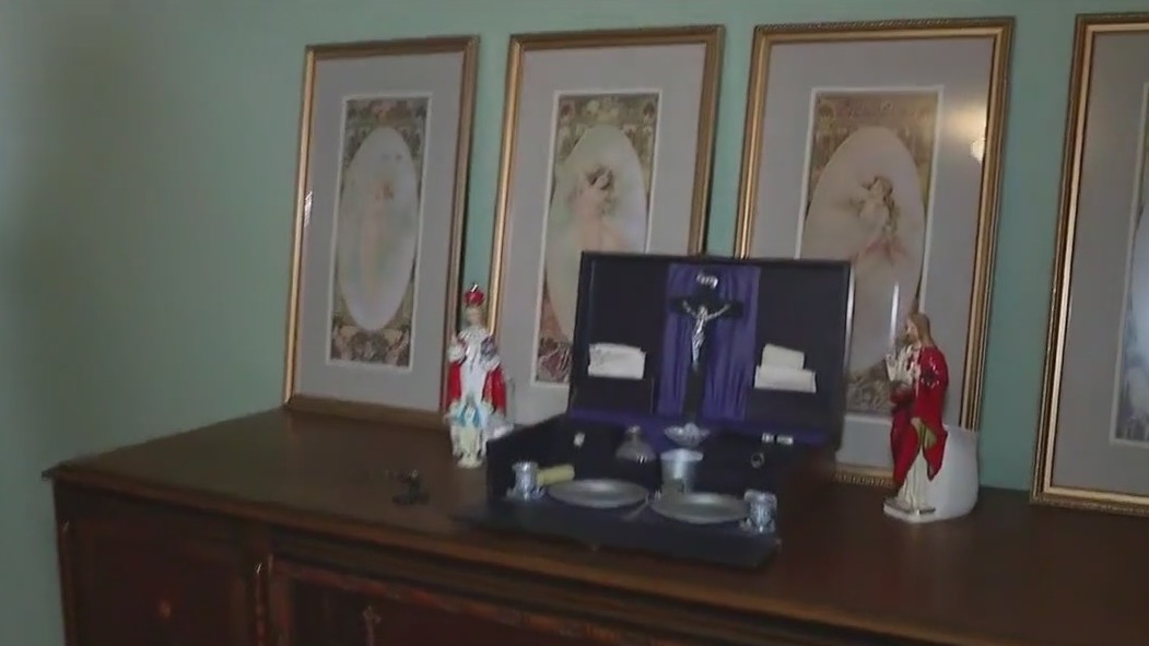 Walk through the new exhibit at the Pullman House Project