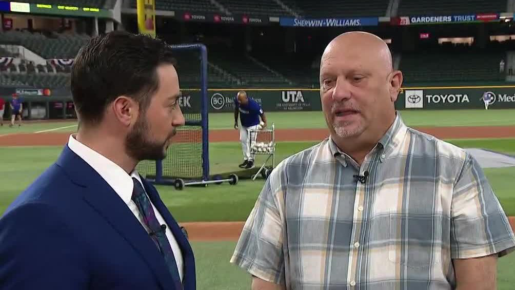 Evan Grant on Globe Life Field's roof, Rangers bullpen