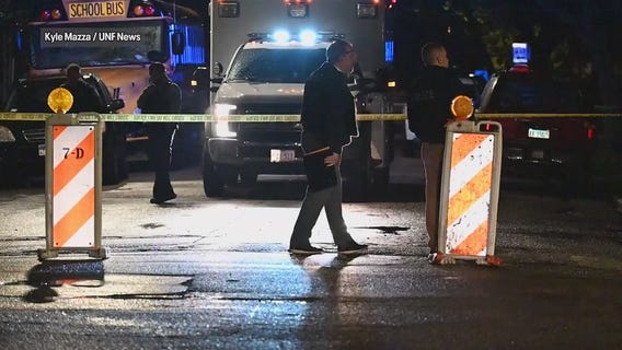 Girl, 17, shot while inside vehicle in Little Village