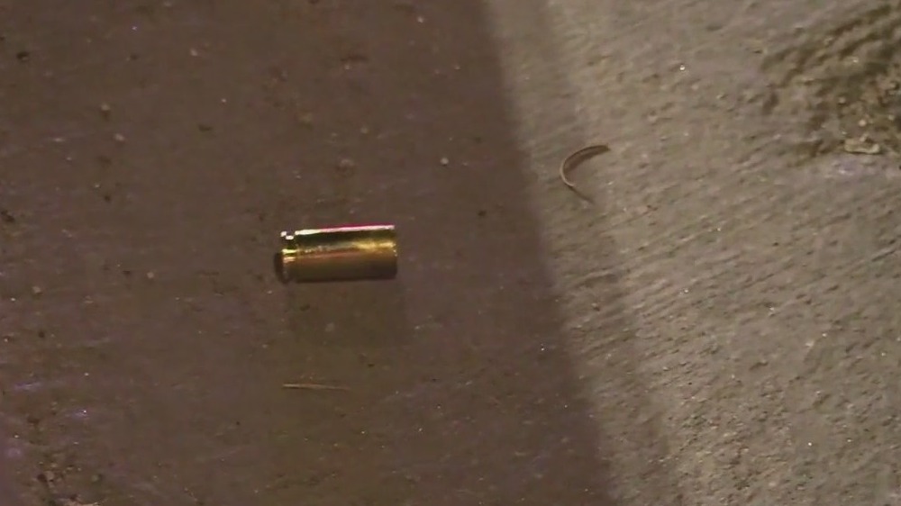 Overnight armed robbery spree in downtown Chicago sends 3 to hospital