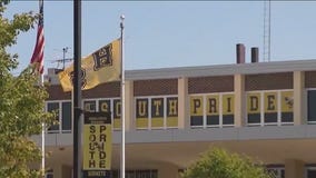 Hinsdale high school teachers demand change after unprecedented staff turnover