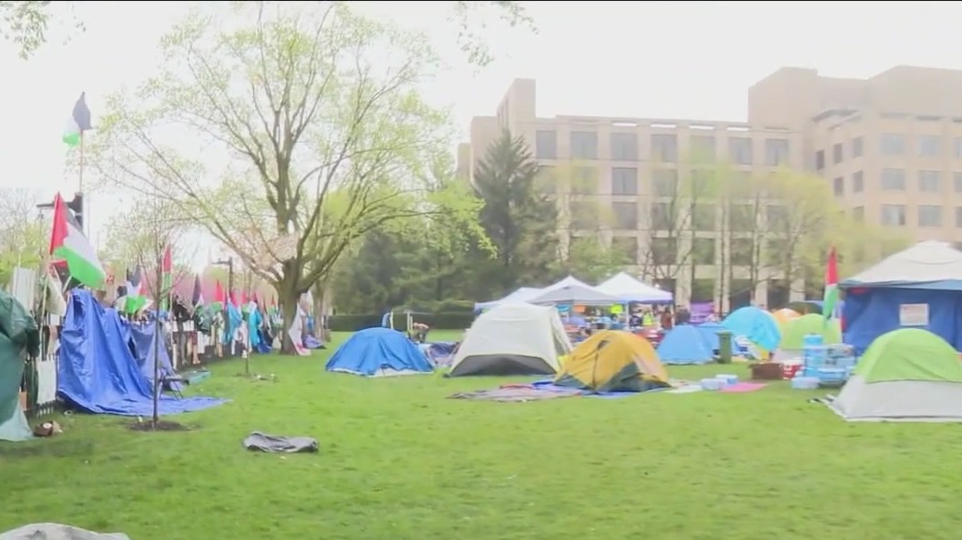 Pro-Palestinian protests continue at Northwestern University