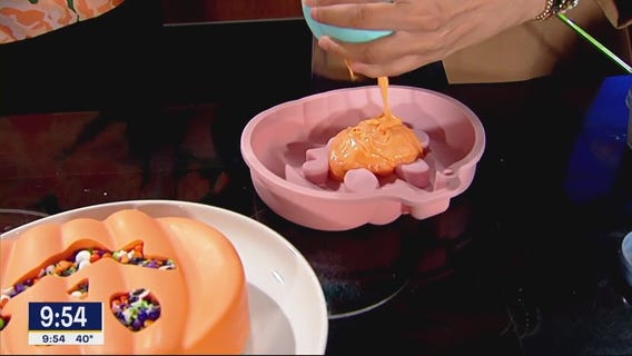 Recipe: Smashable candy pumpkin dessert