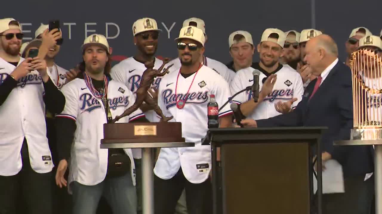 Rangers Marcus Semien addresses parade crowd