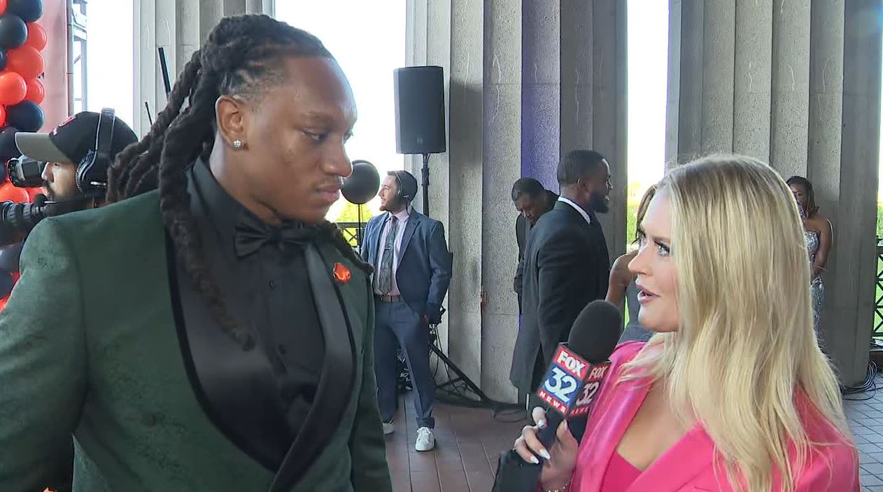 FOX 32's Cassie Carlson catches up with Bears LB Tremaine Edmunds at the Bears Care Gala