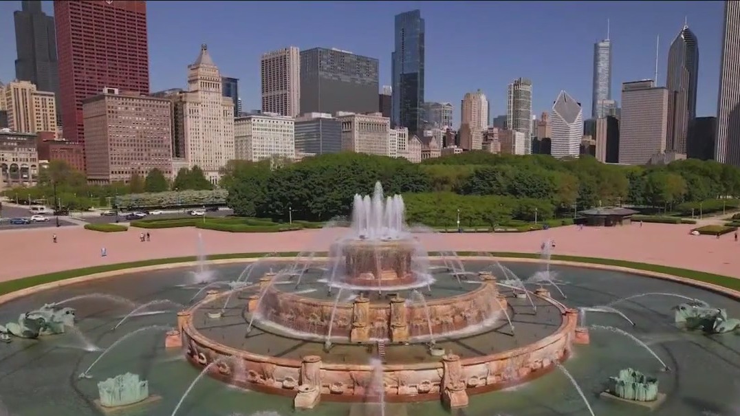 Behind-the-scenes look at Chicago's iconic Buckingham Fountain