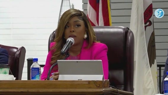 Dolton Mayor vetoes resolution to investigate her spending