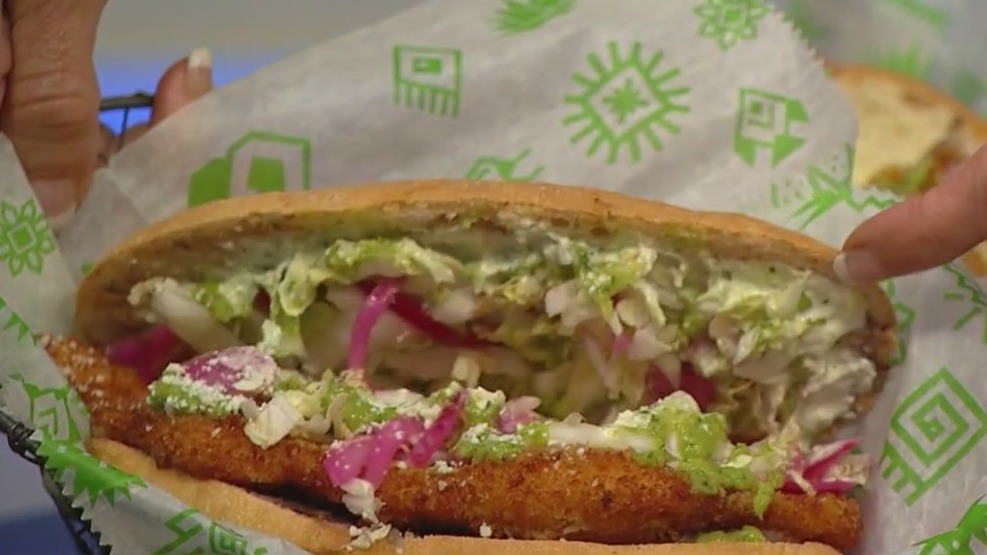 Rick Bayless restaurant Tortazo opening new location at Old Orchard Mall