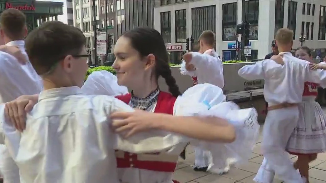Traditional Cimbalom ensemble from Czech Republic performs live on the plaza