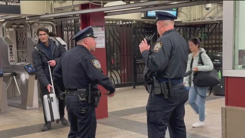 Man slashed in Bryant Park subway station
