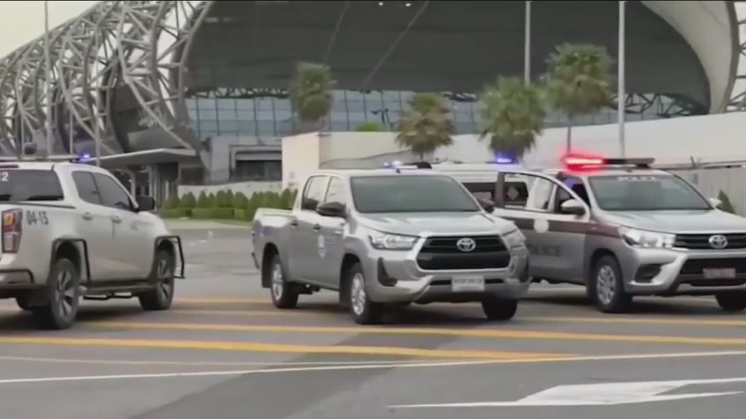 Man dies of heart attack after London-Singapore flight hits severe turbulence