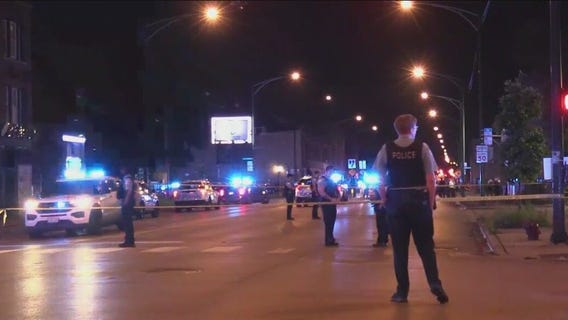 Police-involved shooting on Chicago's West Side leaves man dead