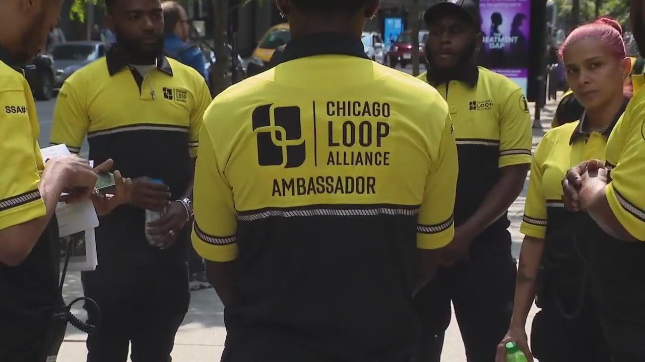 Chicago Loop Alliance expands 'Ambassador' program