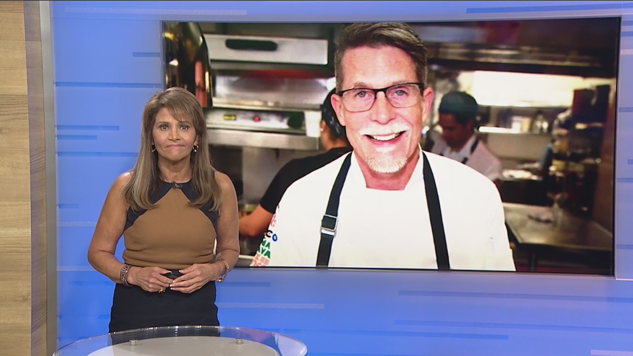 Rick Bayless honored with 'Making History Award'