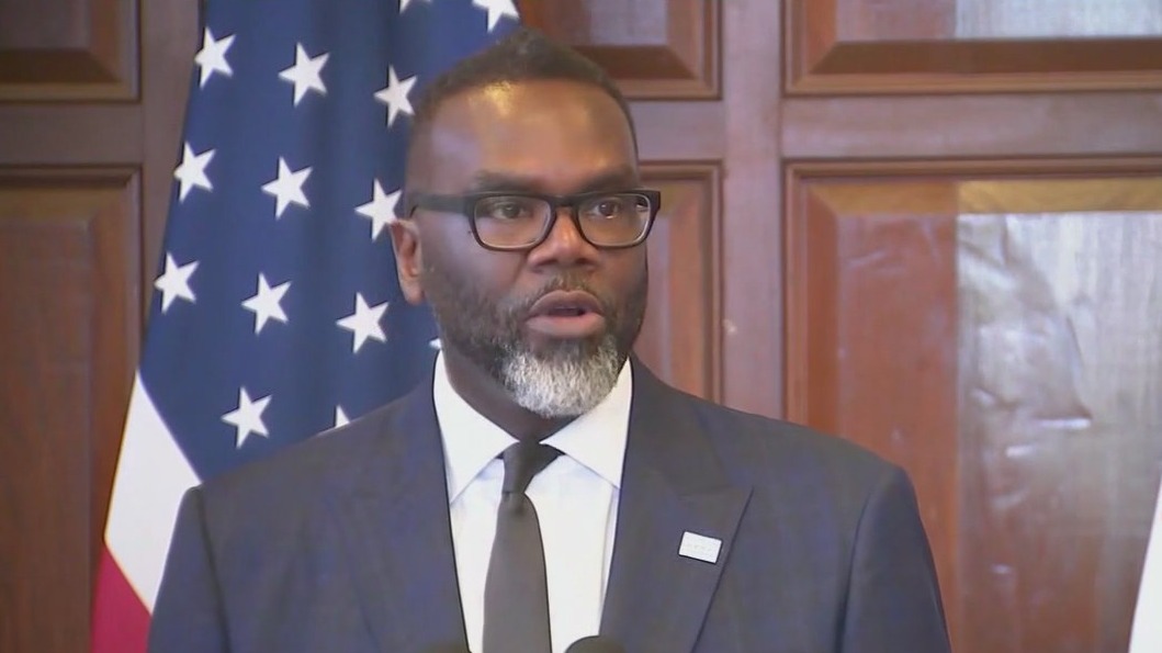 Mayor Johnson expands free WiFi access to Chicago public parks