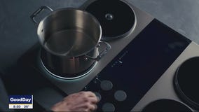 Gadget guru explores new tech at CES