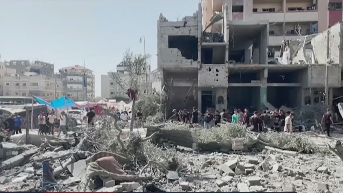 Israeli tanks continue moving through northern Gaza after hostage rescue