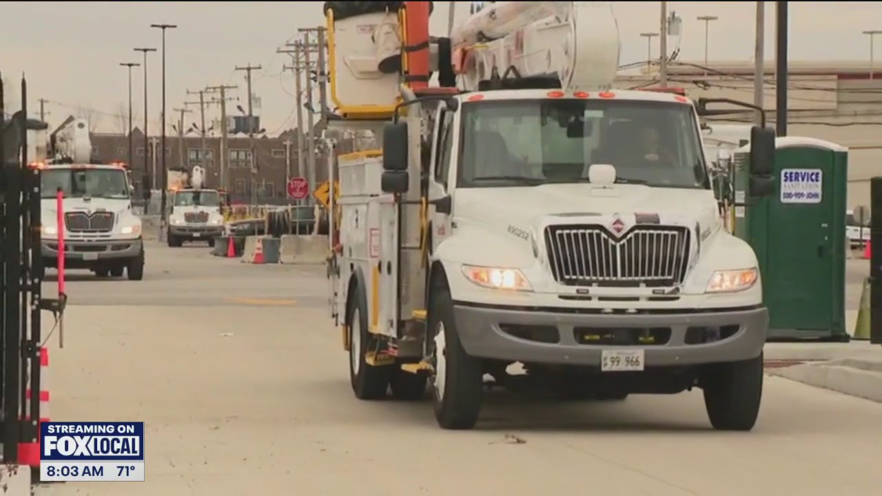 Thousands without power after severe storms overnight | FOX 32 Chicago