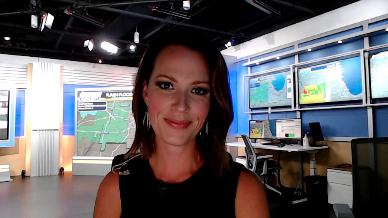 Strong to severe storms possible tonight