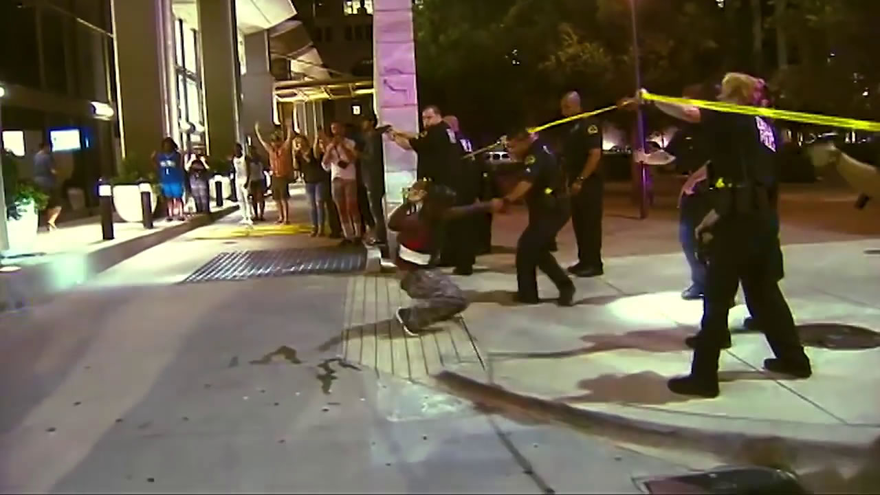 In The Moment - 7 Hours