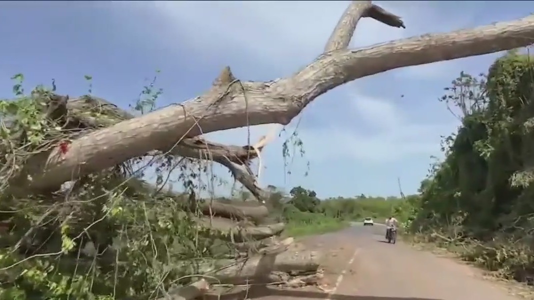 Hurricane Beryl batters Jamaica, Cancun