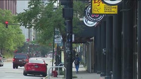 Employee robbed at knife-point in South Loop