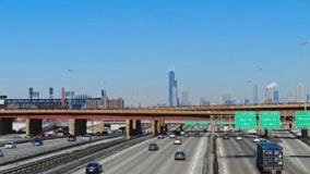 Chicago expressway shooting leaves child wounded