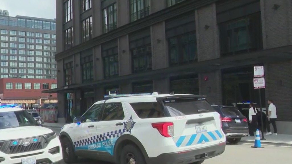 Bomb threats reported at West Loop hotels on 2nd day of DNC