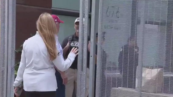 Investigation launched into Chicago bomb threats on second day of DNC