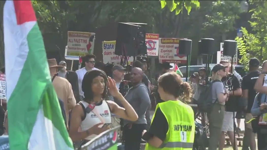 Chicago DNC sees 4th day of protests, what we know