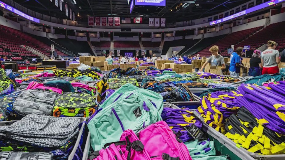 Cradles to Crayons tackles clothing insecurity across Chicagoland