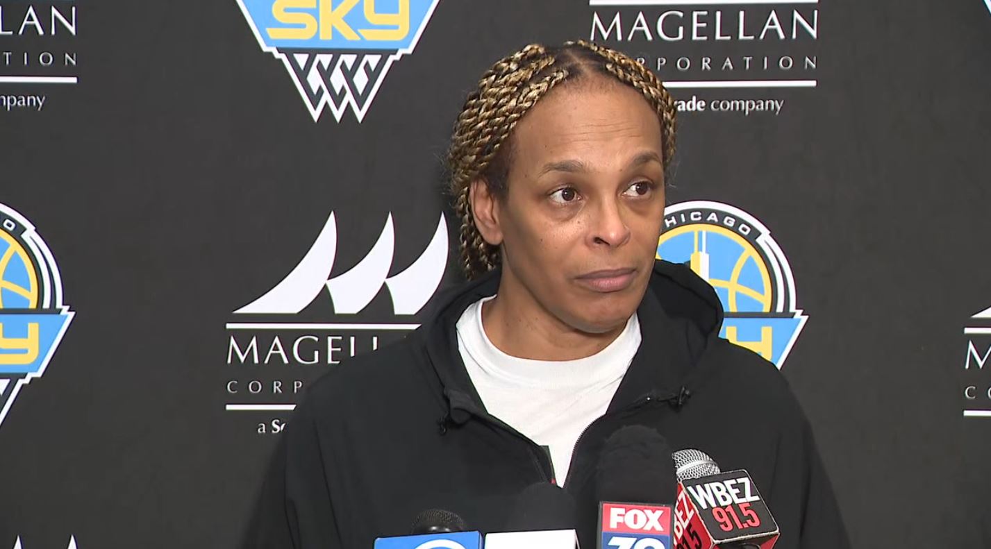 Teresa Weatherspoon and Sky players talk a playoff race without Angel Reese