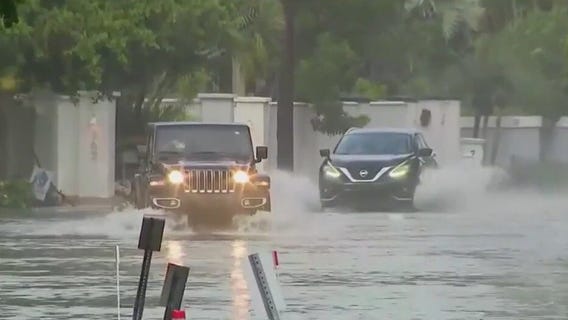 Hurricane Helene takes aim at Florida