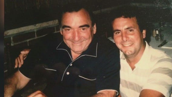 Tony Durpetti, beloved owner of iconic Chicago steakhouse, dies at age 80