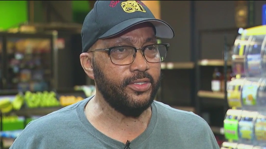 'She'd be dead': Witness describes vicious attack on Chicago postal worker